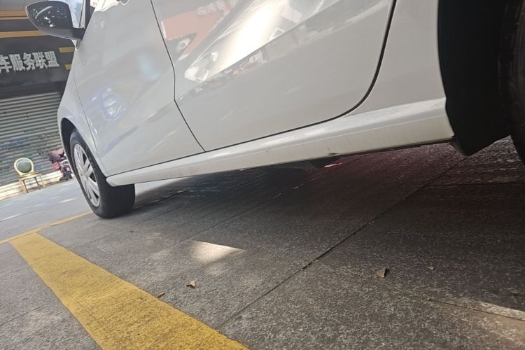 Volkswagen Polo 2017 car image #27
