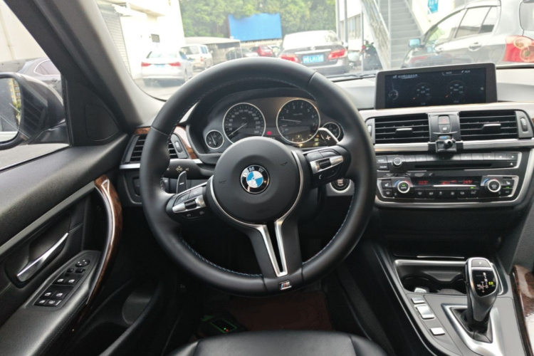 BMW 3 Series 2015 #11 BMW 3 Series 2015 car image #11