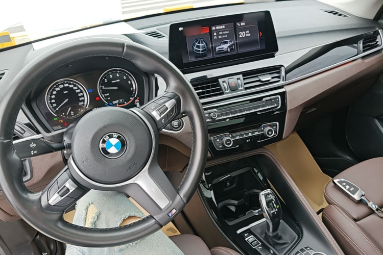BMW X1 2021 #8 BMW X1 2021 car image #8