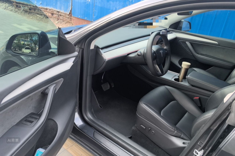 Tesla Model Y 2024 #18 Tesla Model Y 2024 car image #18