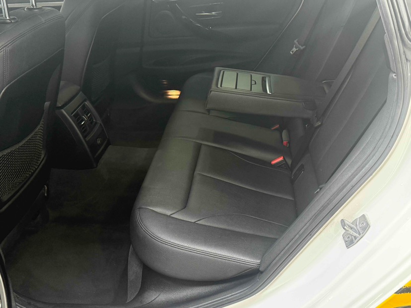 BMW 3 Series GT 2019 car image #4