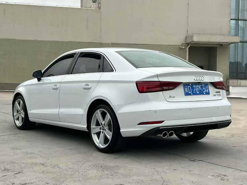 Audi A3 2017 car image #5