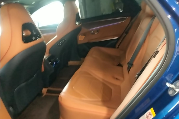 BYD Han 2022 car image #17