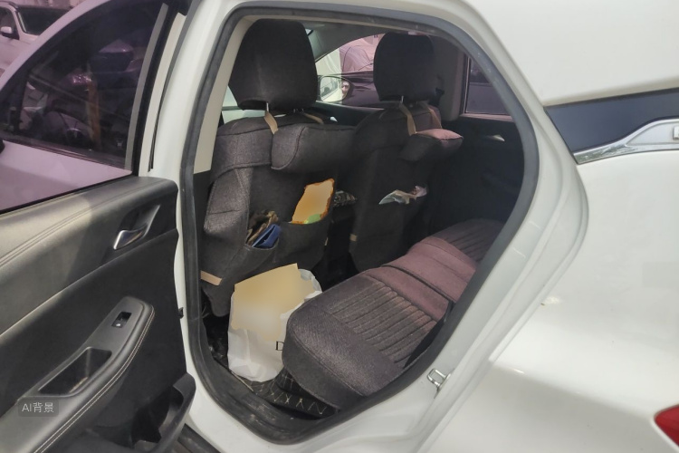 BYD Yuan New Energy 2019 #19 BYD Yuan New Energy 2019 изображение автомобиля #19
