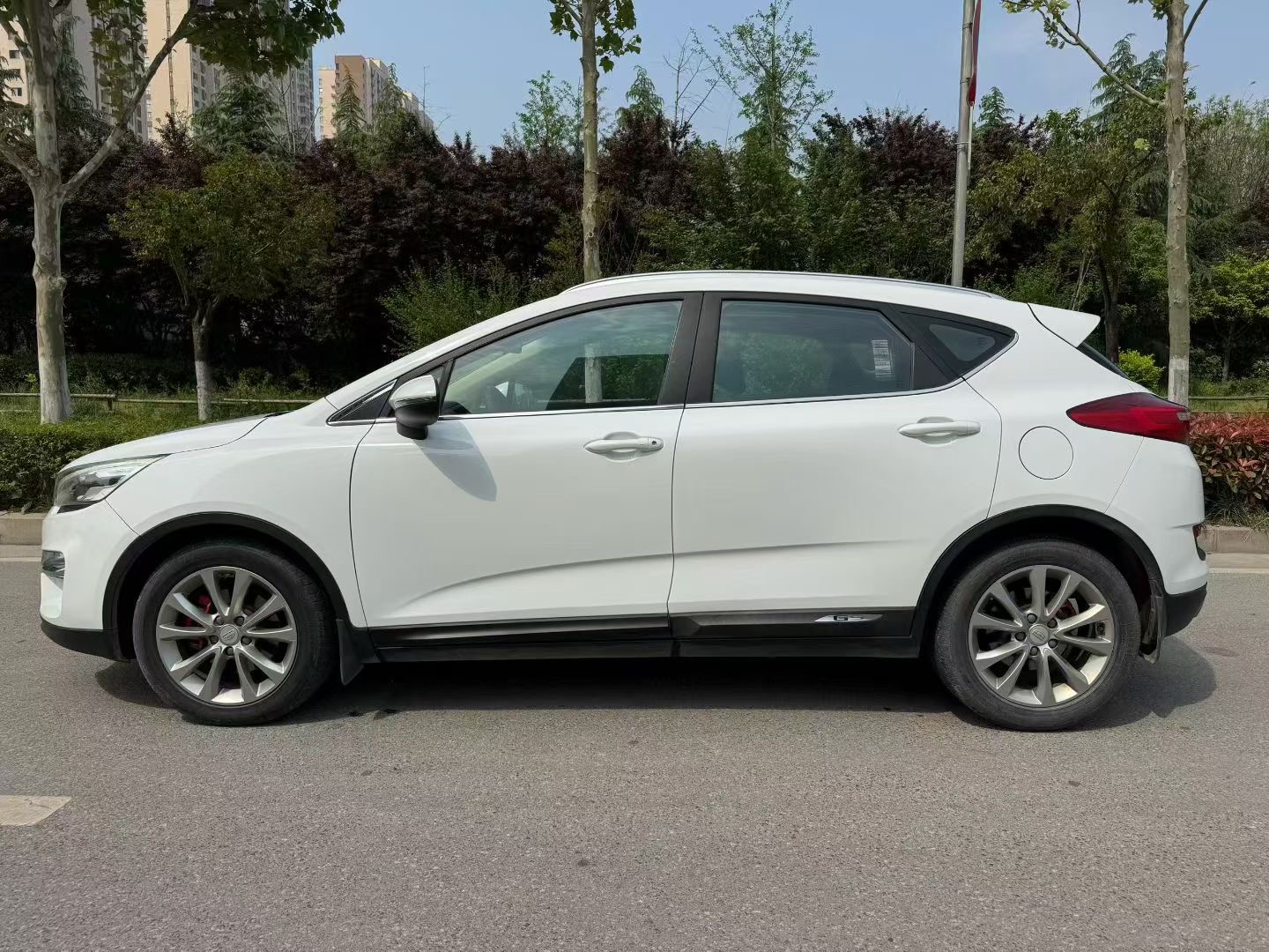 GEELY Emgrand GS 2017 immagine di auto #8