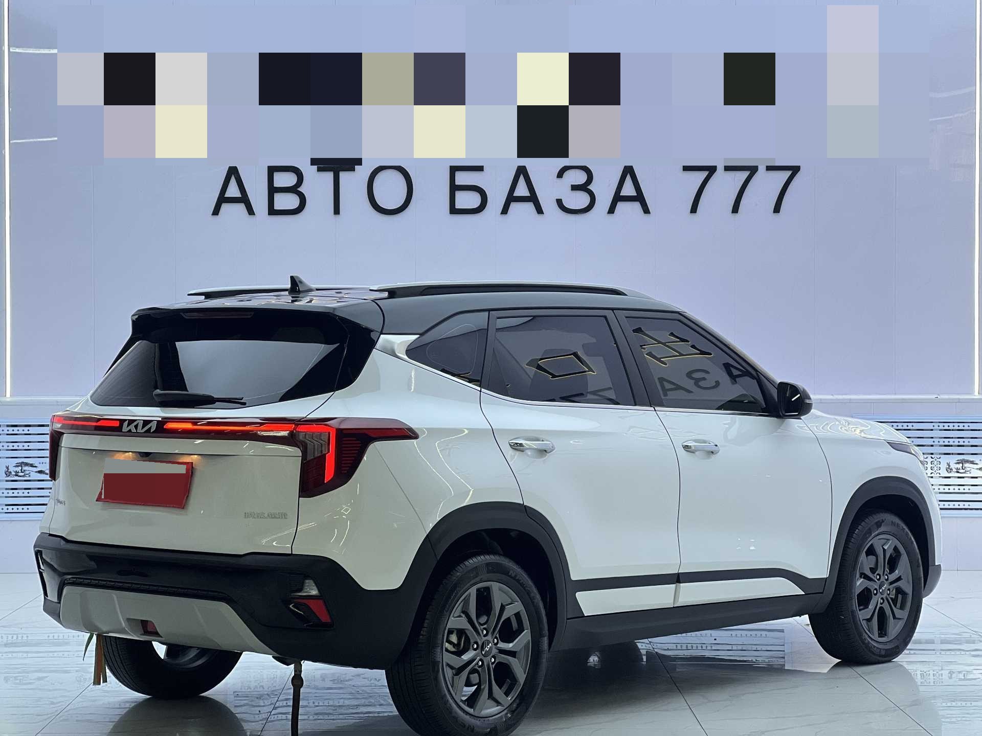 Kia Seltos 2024 car image #4