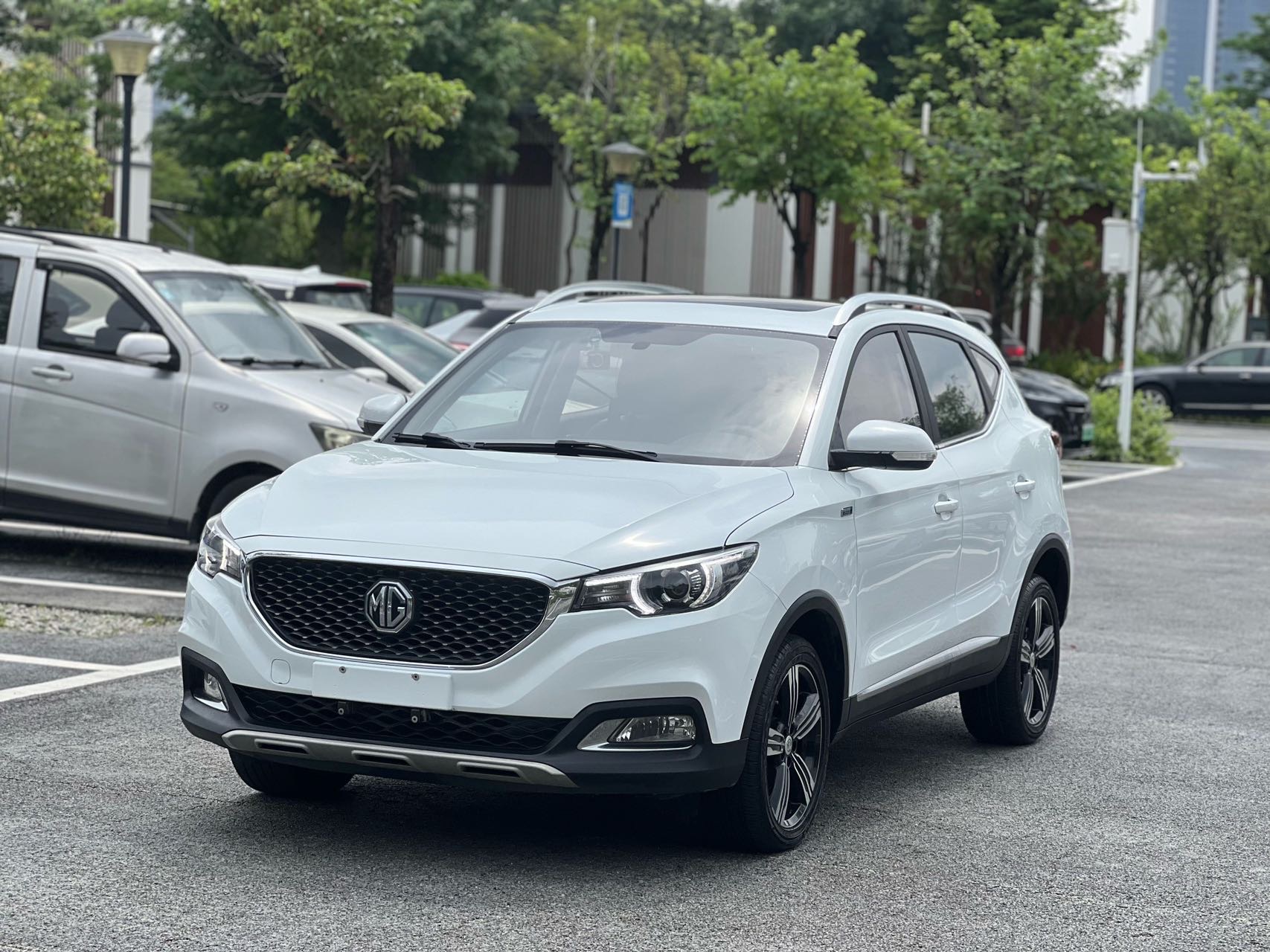 MG ZS 2017 MG ZS 2017 immagine di auto