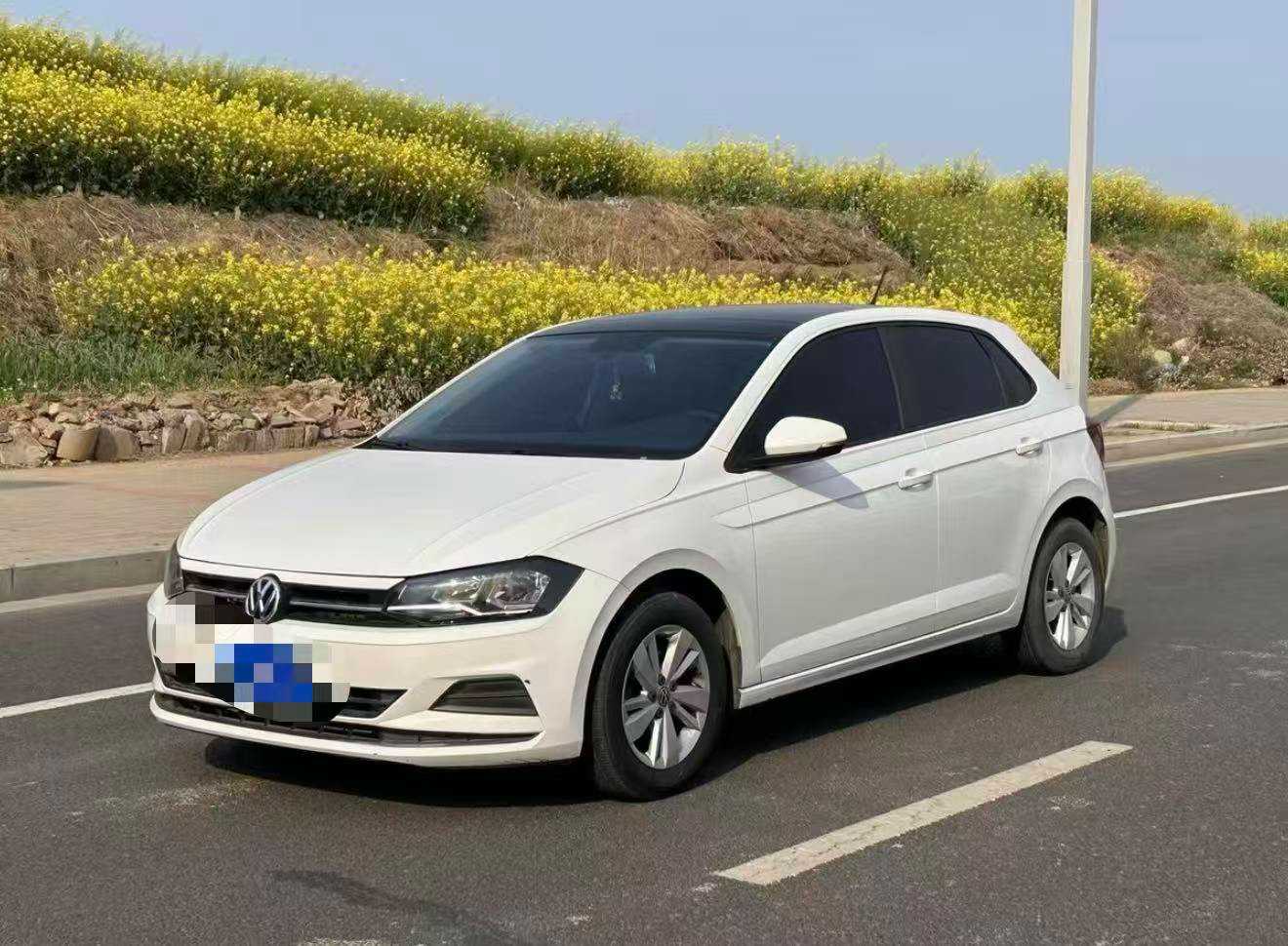 Volkswagen Polo 2021 car image 