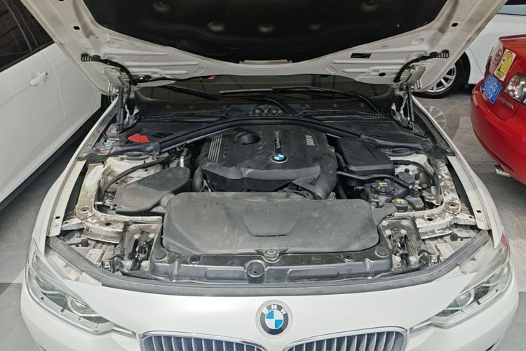 BMW 3 Series 2019 #20 BMW 3 Series 2019 car image #20