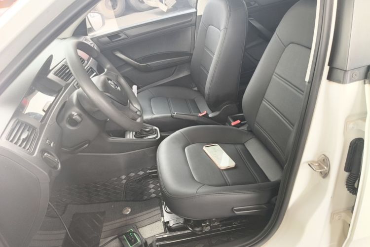 Volkswagen Santana 2019 #15 Volkswagen Santana 2019 car image #15