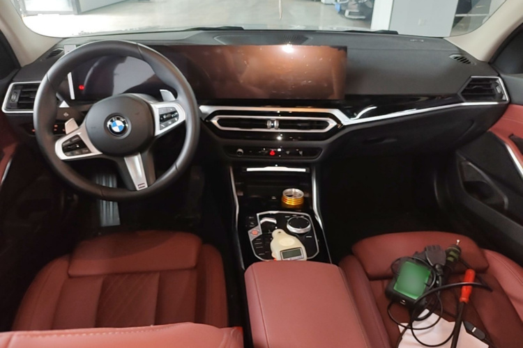 BMW 3 Series 2024 car image #10