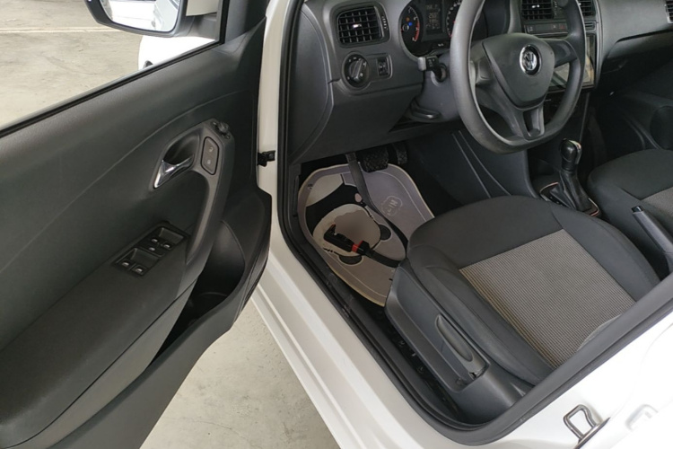 Volkswagen Polo 2019 #16 Volkswagen Polo 2019 car image #16