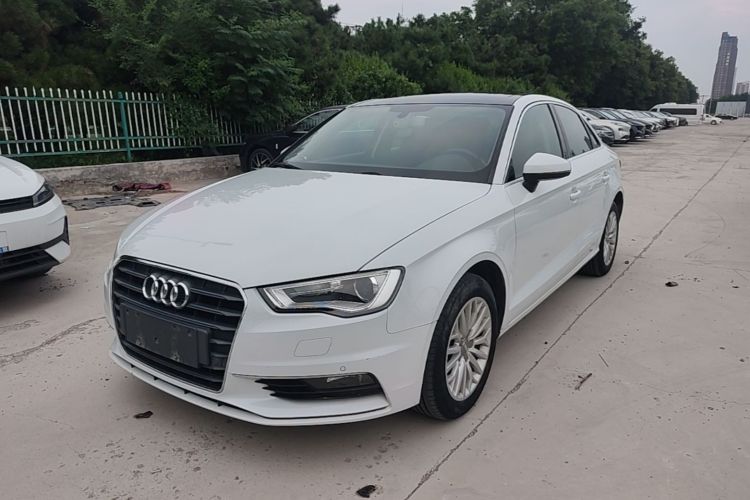 Audi A3 2016 car image #2