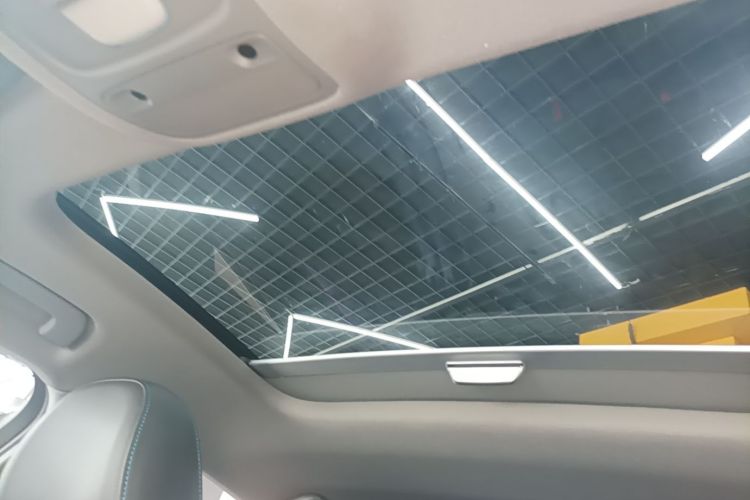 Audi A3 2019 car image #18