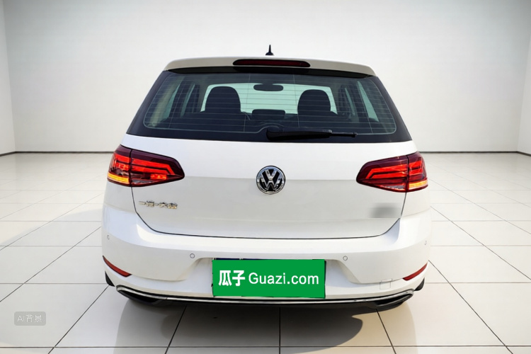 Volkswagen Golf 2020 car image #6