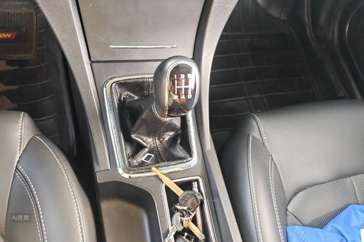 GEELY Emgrand 2018 car image #16