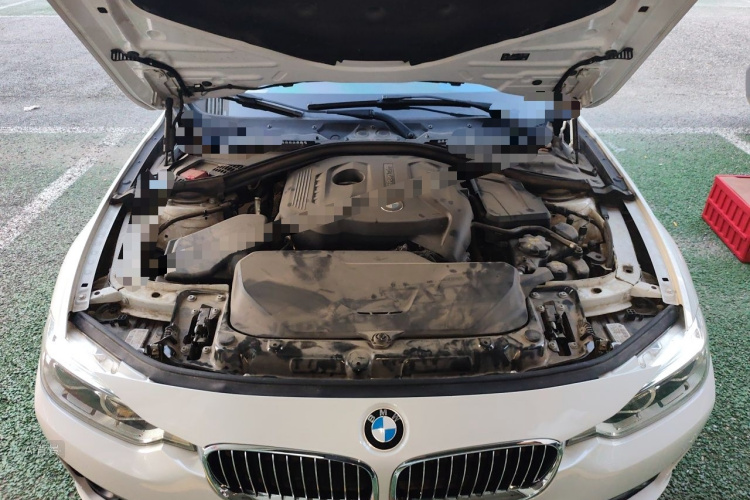 BMW 3 Series 2018 #22 BMW 3 Series 2018 car image #22