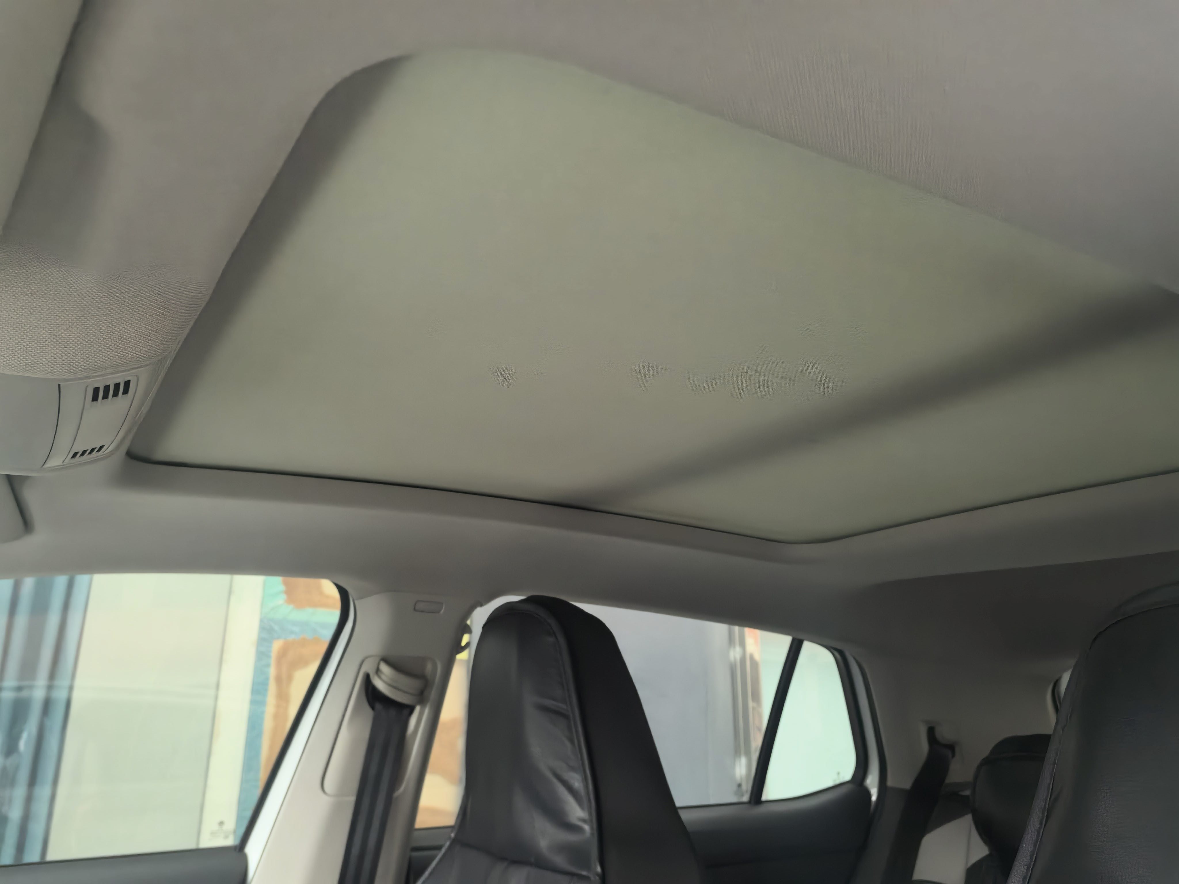 2023 car image #3