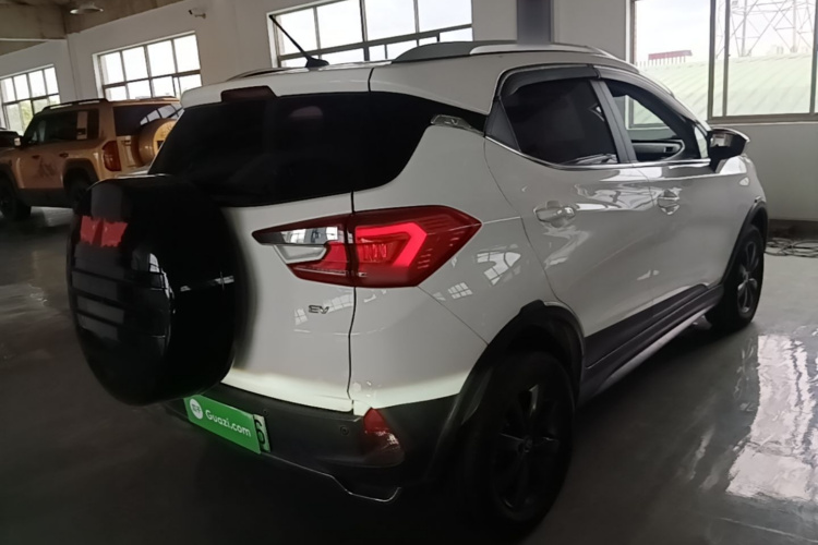 BYD Yuan New Energy 2019 #7 BYD Yuan New Energy 2019 imagen de coche #7