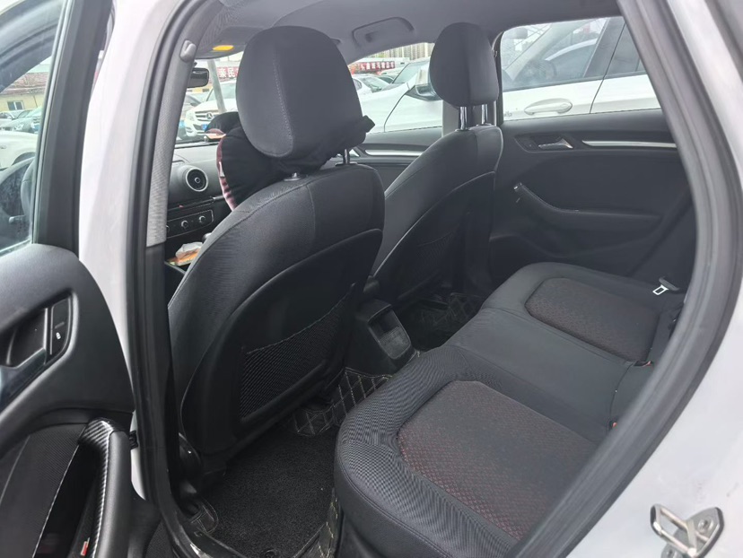 Audi A3 2019 car image #4