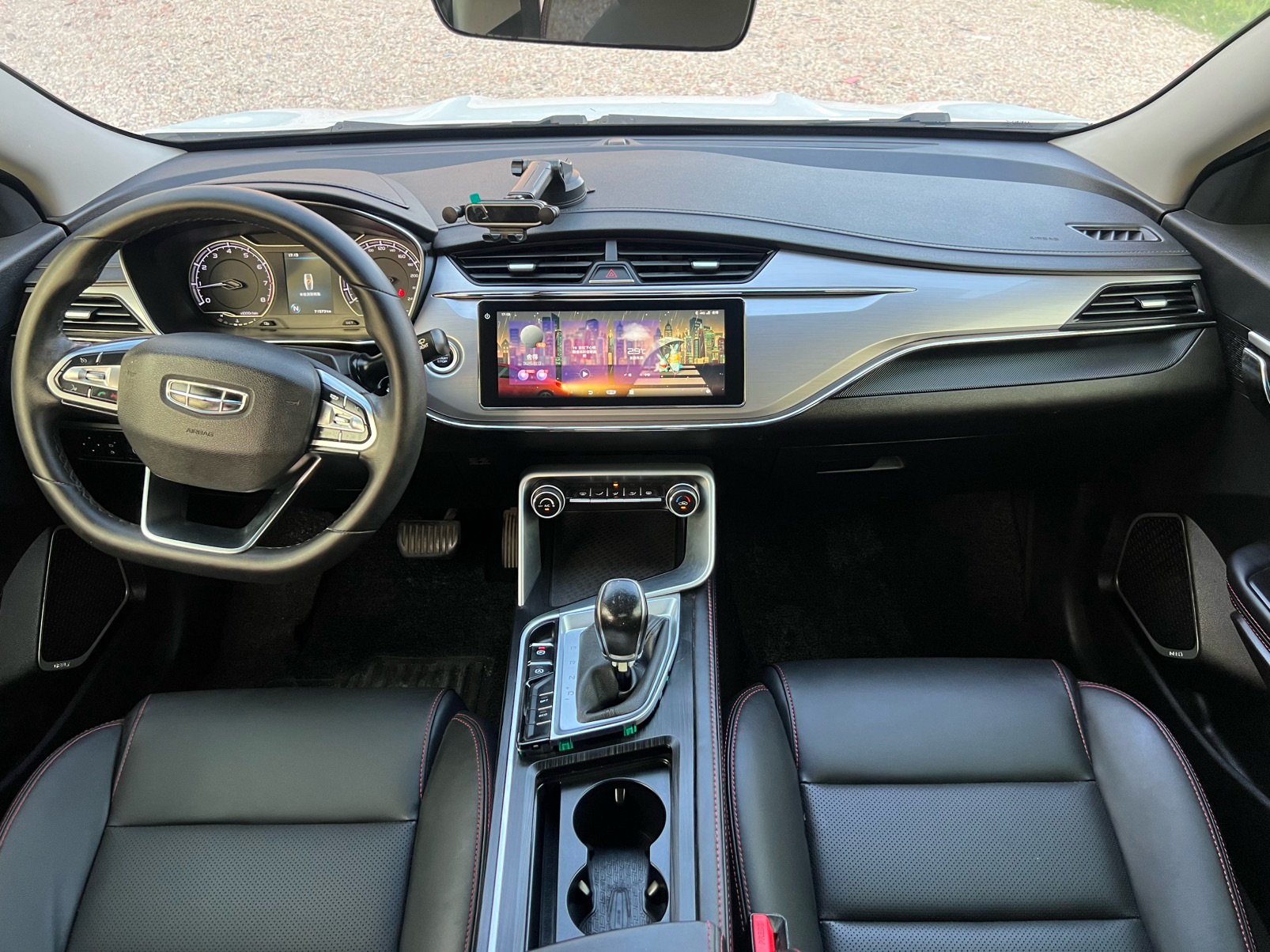GEELY Binray 2020 #4 GEELY Binray 2020 изображение автомобиля #4