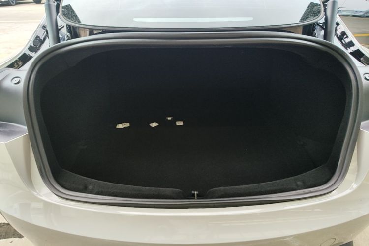Tesla Model 3 2023 #19 Tesla Model 3 2023 car image #19