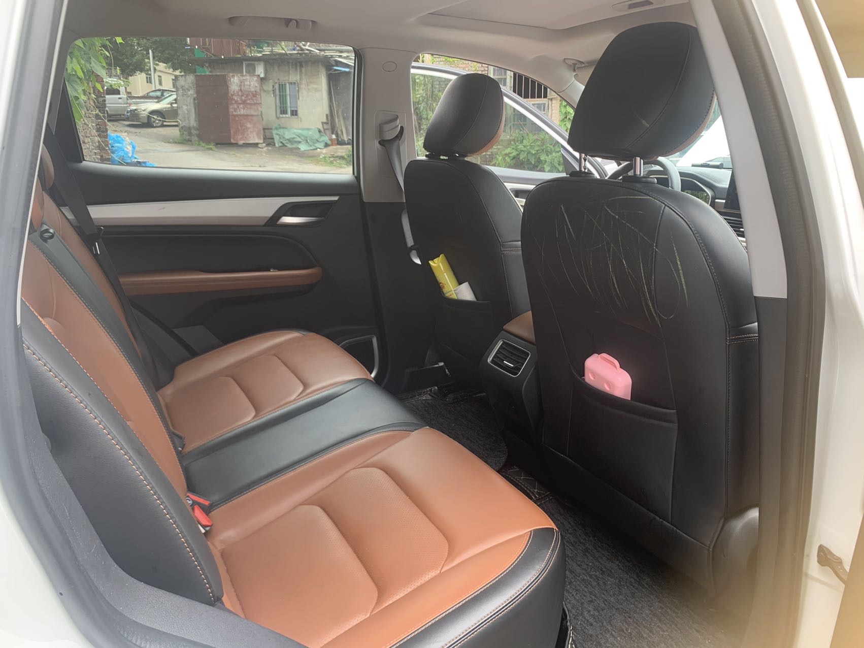 GEELY Vision X6 2020 car image #6