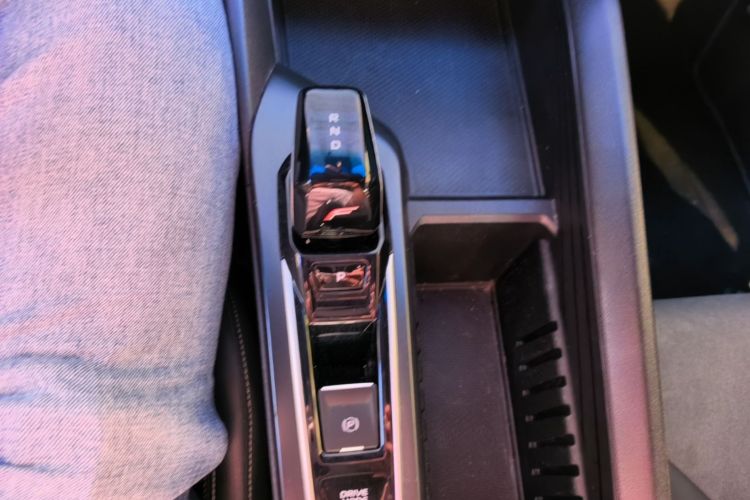 GEELY Binray 2022 #14 GEELY Binray 2022 immagine di auto #14