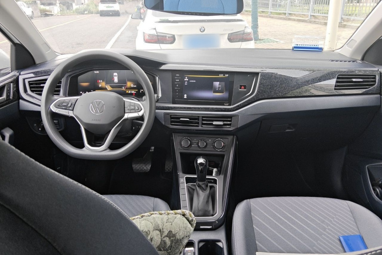 Volkswagen Lavida 2025 car image #7