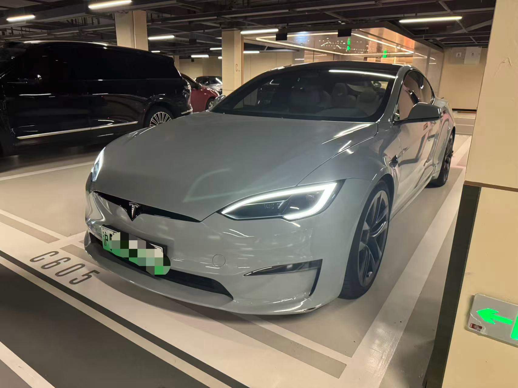 Tesla Model S 2023 #2 Tesla Model S 2023 car image #2