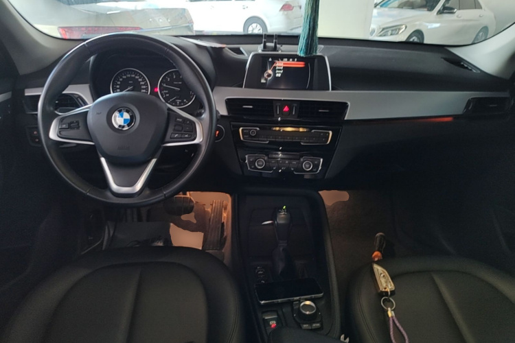 BMW X1 2017 #10 BMW X1 2017 car image #10