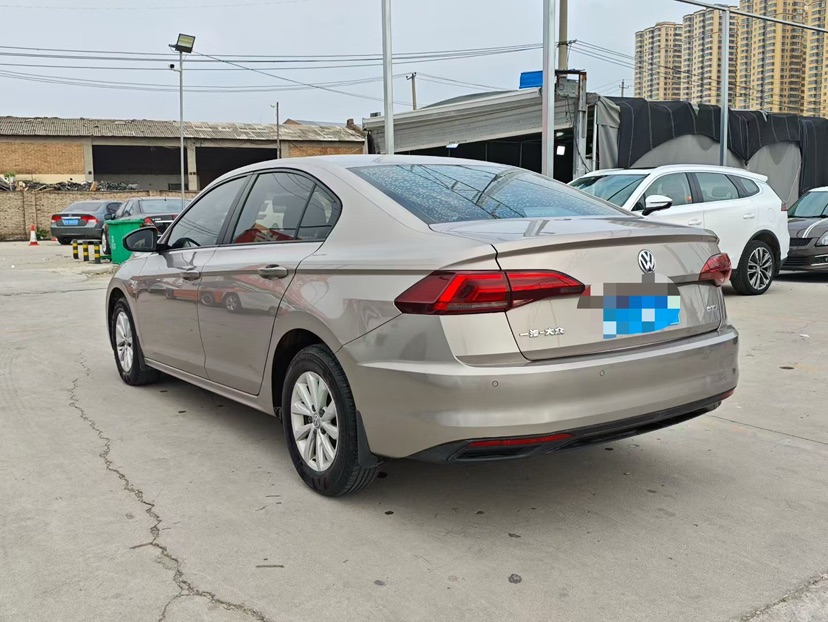 Volkswagen Bora 2019 car image #5