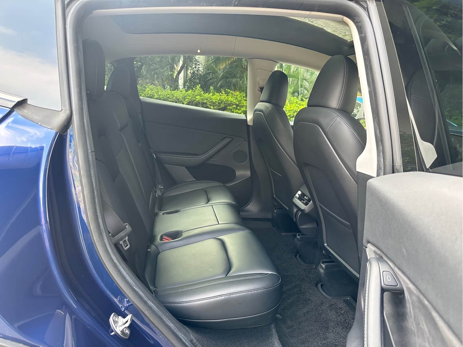Tesla Model Y 2023 #11 Tesla Model Y 2023 car image #11