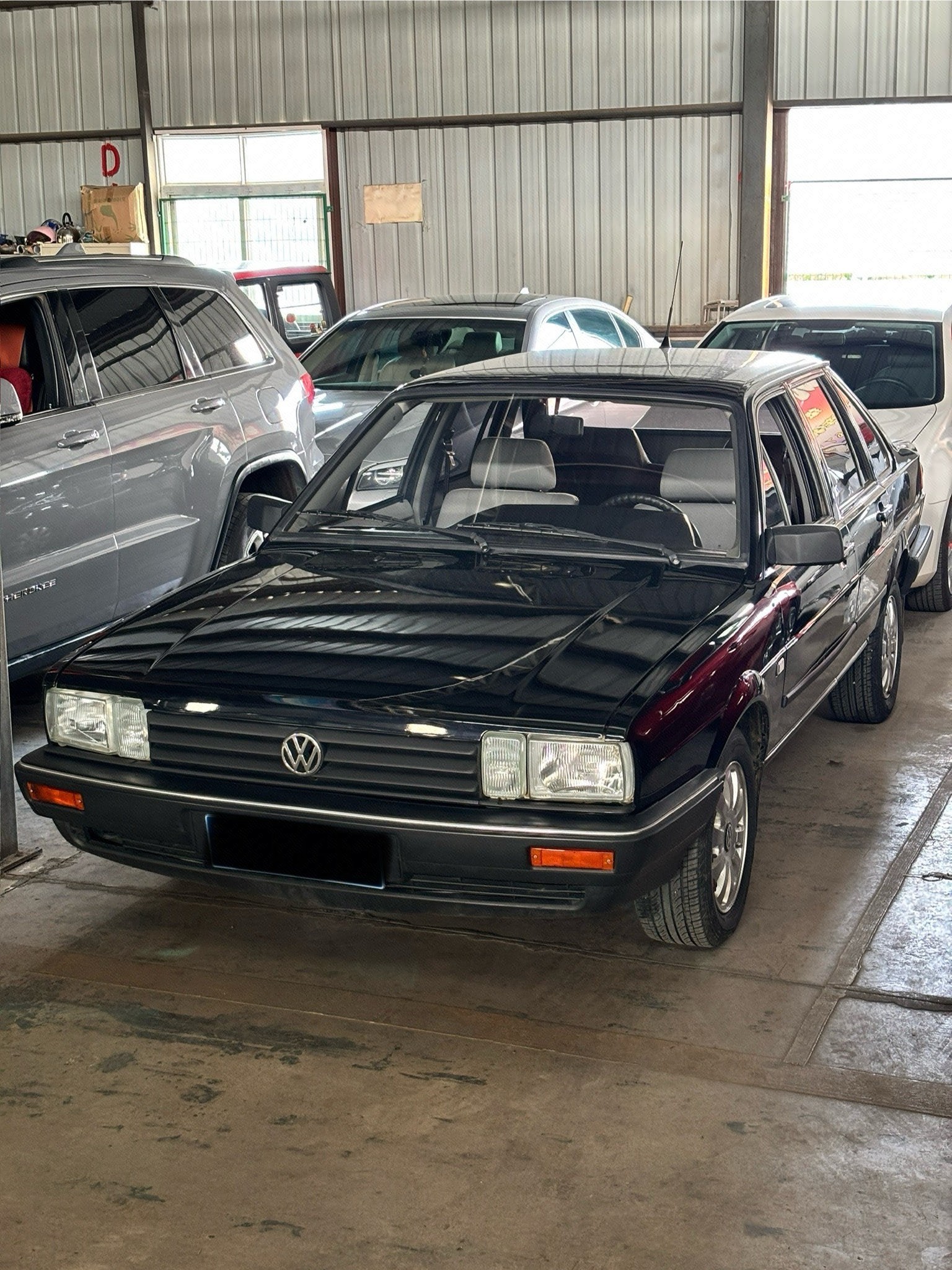 Volkswagen Santana Classic 2012 car image 