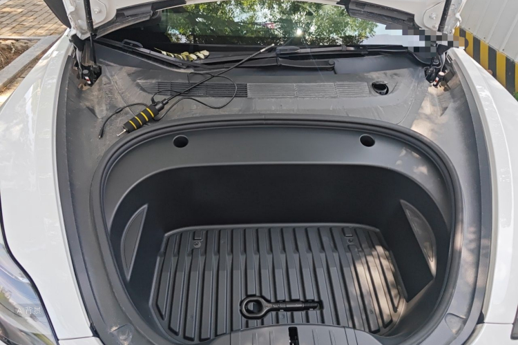 Tesla Model 3 2022 car image #22