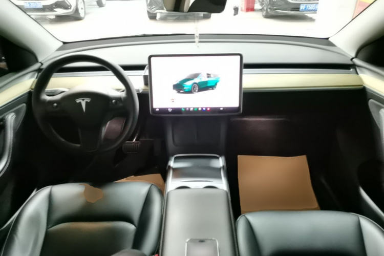 Tesla Model Y 2023 #11 Tesla Model Y 2023 car image #11