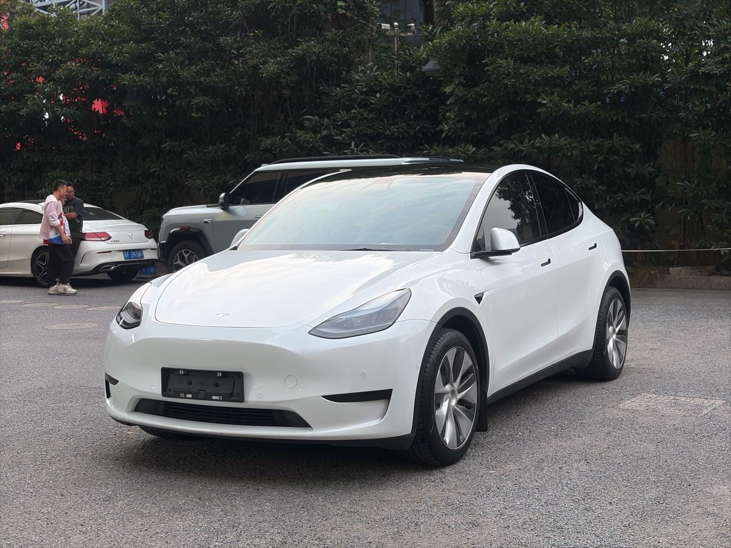 Tesla Model Y 2022 imagem de carro #2