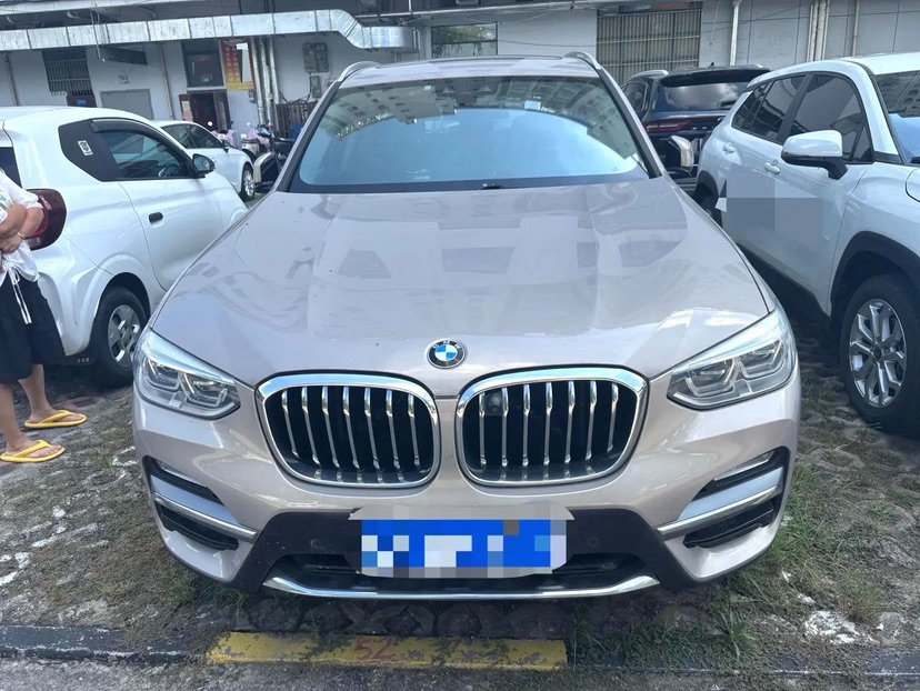 BMW X3 2019 #2 BMW X3 2019 car image #2