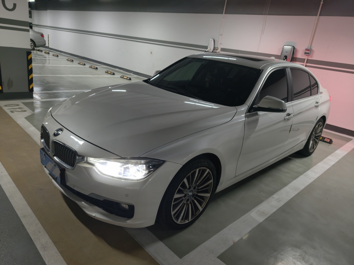 BMW 3 Series 2019 BMW 3 Series 2019 car image