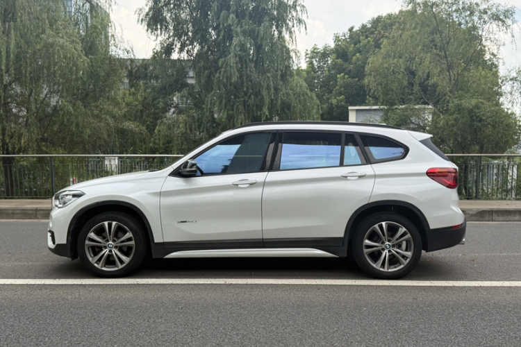 BMW X1 2016 #8 BMW X1 2016 immagine di auto #8