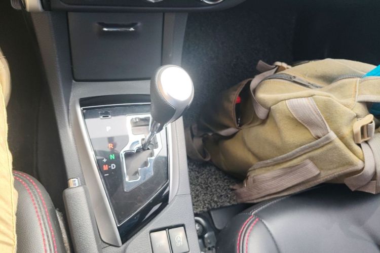Toyota Corolla 2018 #14 Toyota Corolla 2018 car image #14