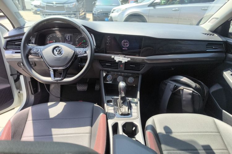 Volkswagen Bora 2021 изображение автомобиля #10