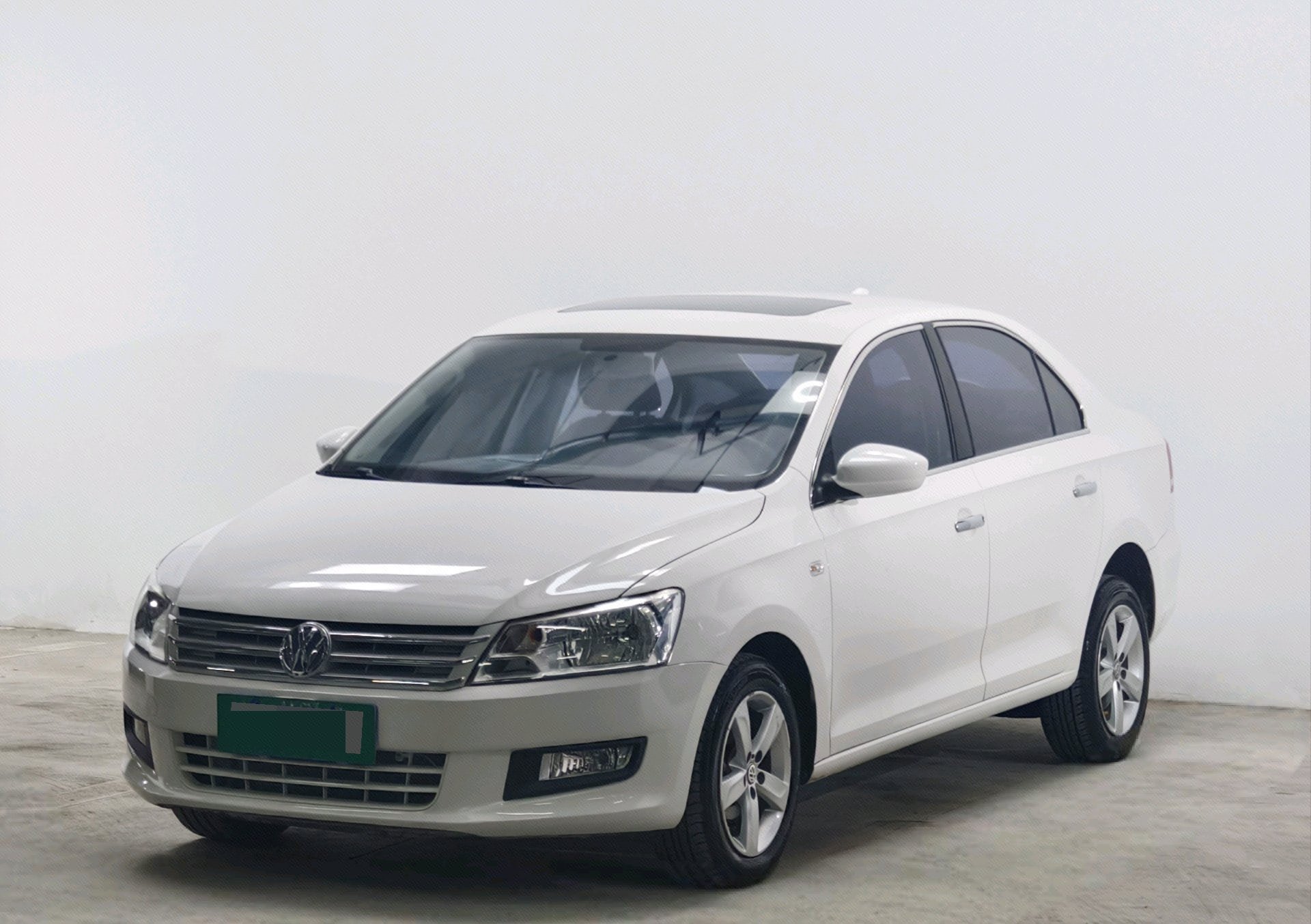 Volkswagen Santana 2015 car image 