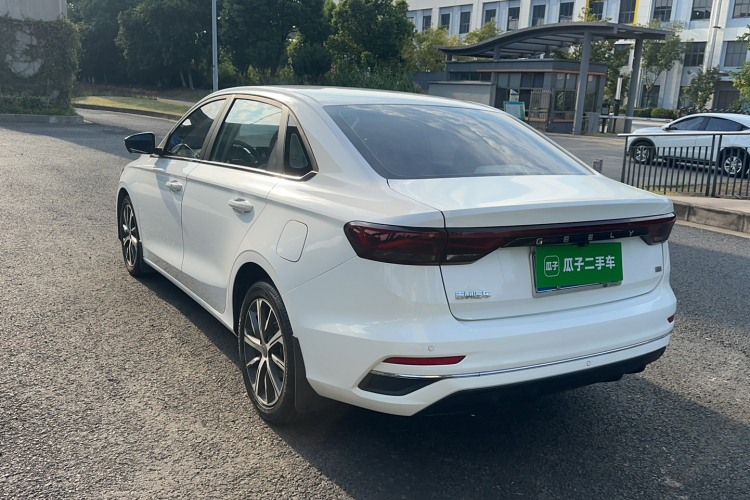 GEELY Emgrand 2022 car image #6