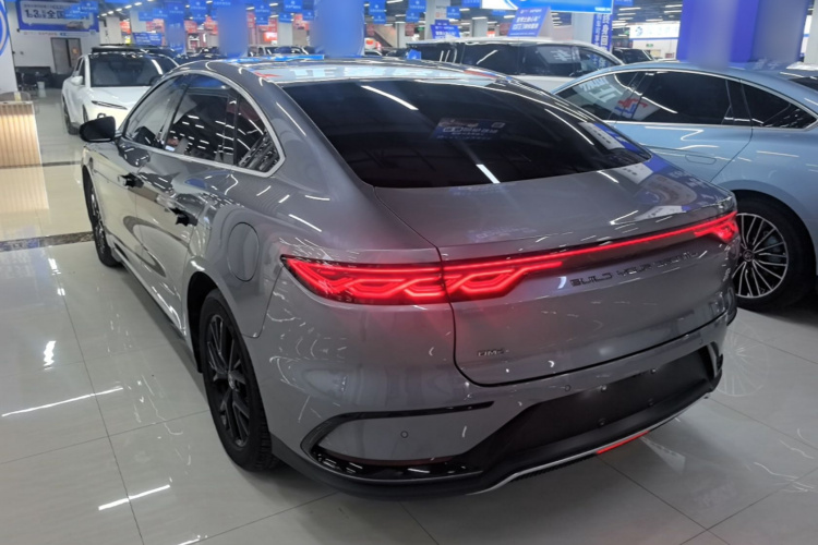 BYD Han 2024 car image #5