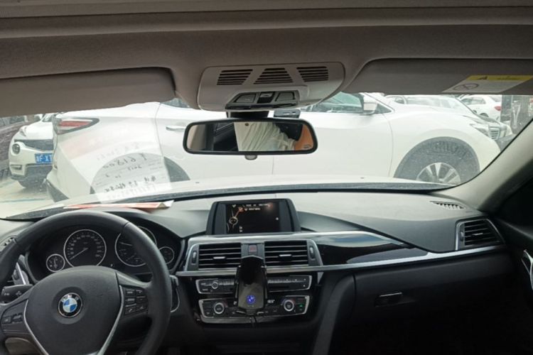 BMW 3 Series 2017 #18 BMW 3 Series 2017 car image #18