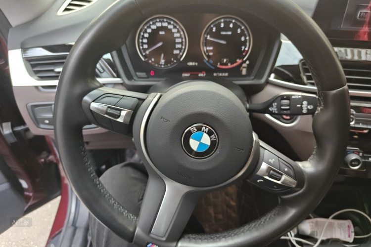 BMW X1 2021 car image #12