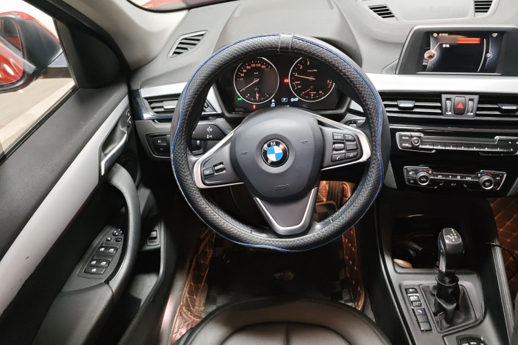 BMW X1 2017 imagen de coche #12