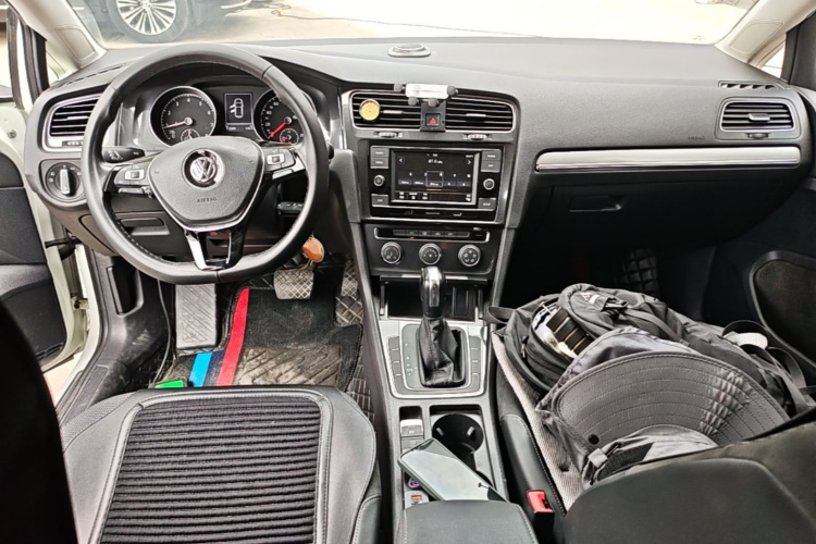 Volkswagen Golf 2018 #10 Volkswagen Golf 2018 car image #10
