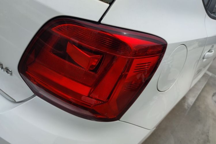 Volkswagen Polo 2015 #8 Volkswagen Polo 2015 car image #8